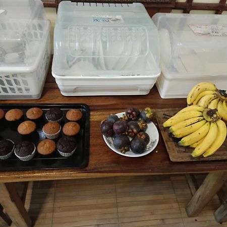 Phangan Barsay Hostel 통살라 외부 사진