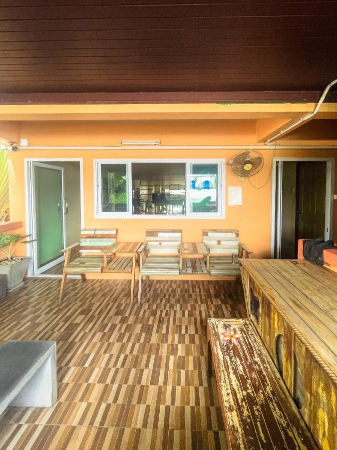 Phangan Barsay Hostel 통살라 외부 사진