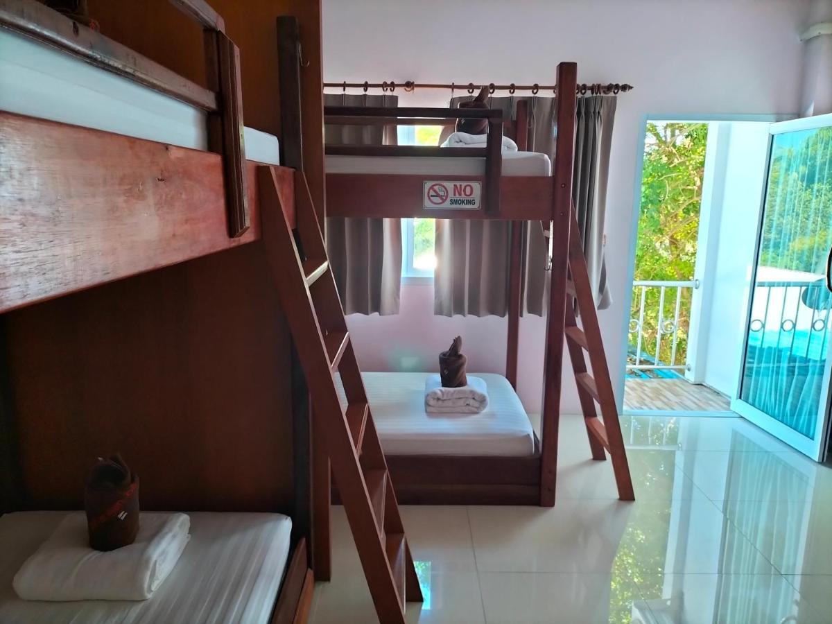 Phangan Barsay Hostel 통살라 외부 사진