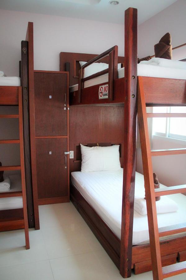 Phangan Barsay Hostel 통살라 외부 사진