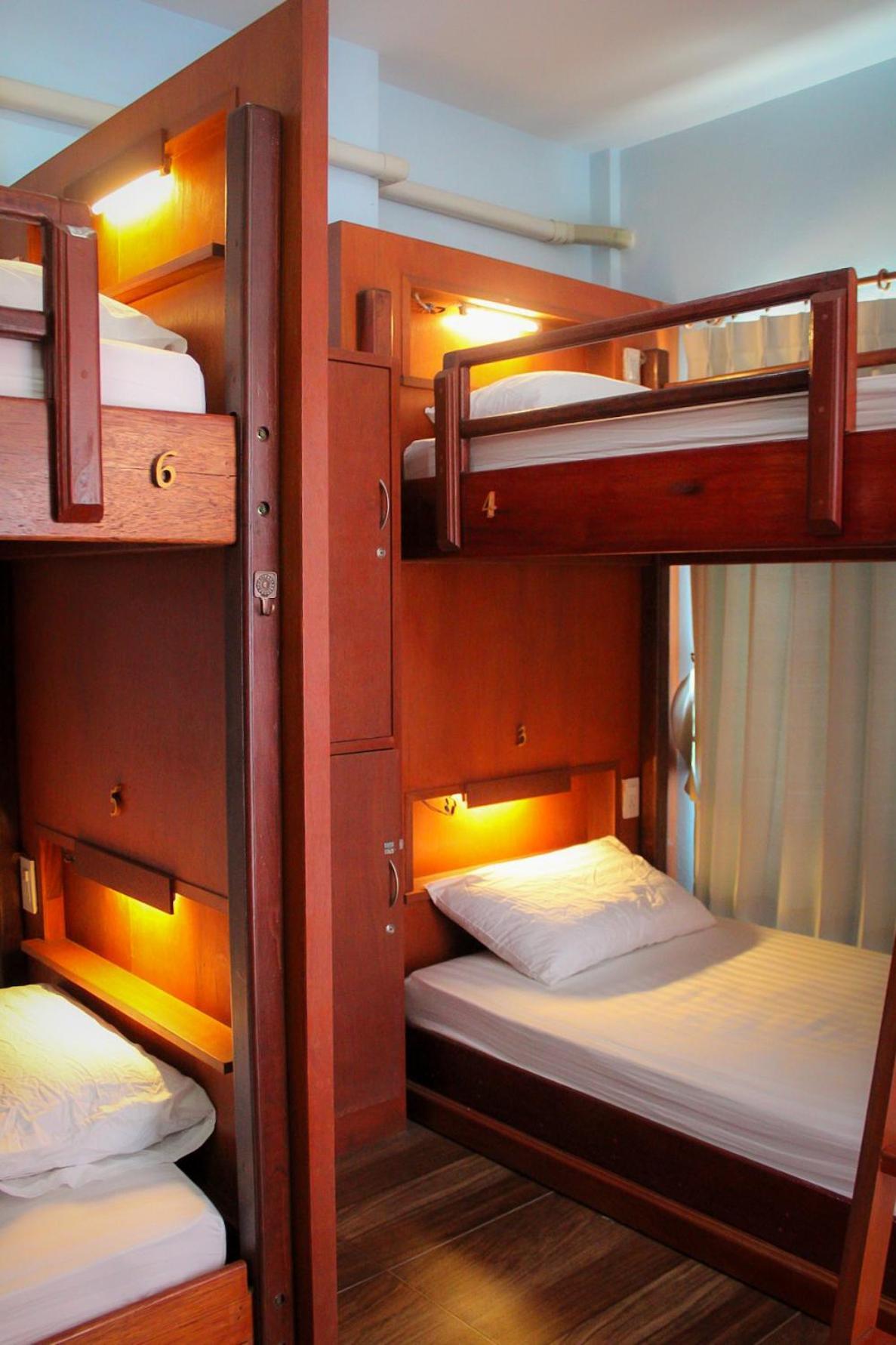 Phangan Barsay Hostel 통살라 외부 사진